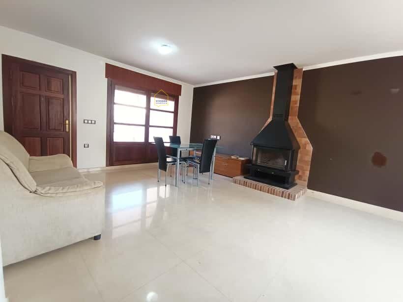 Chalet Adosado, con piscina a la venta en Almendricos