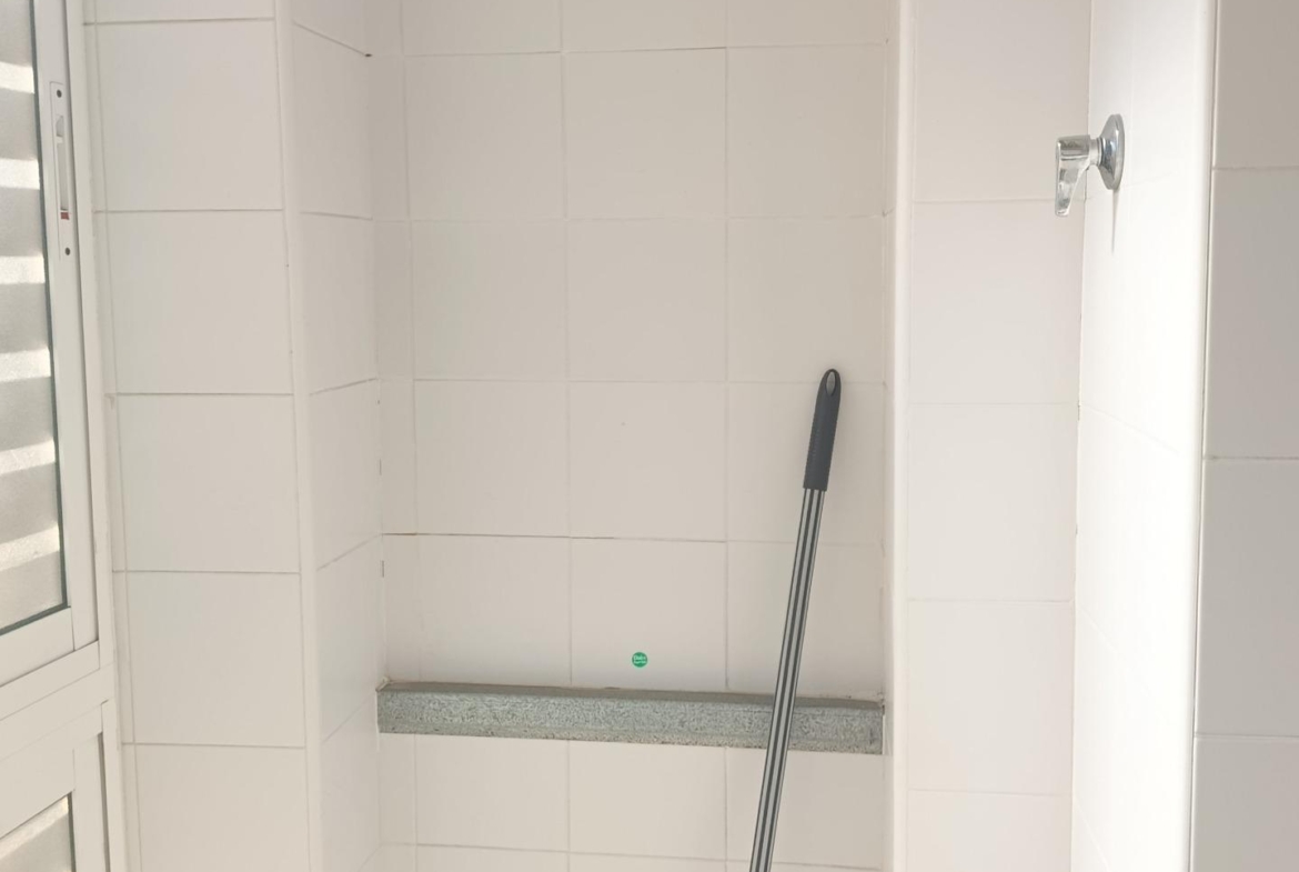 Piso de 4 dormitorios y garaje en el Parque de San José, Lorca