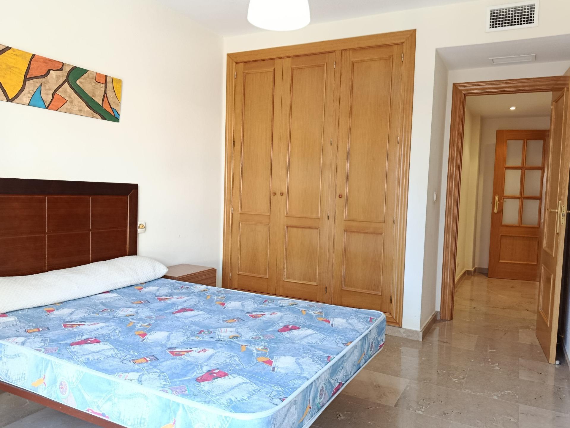 5-36 Piso de 4 dormitorios y garaje en el Parque de San José, Lorca