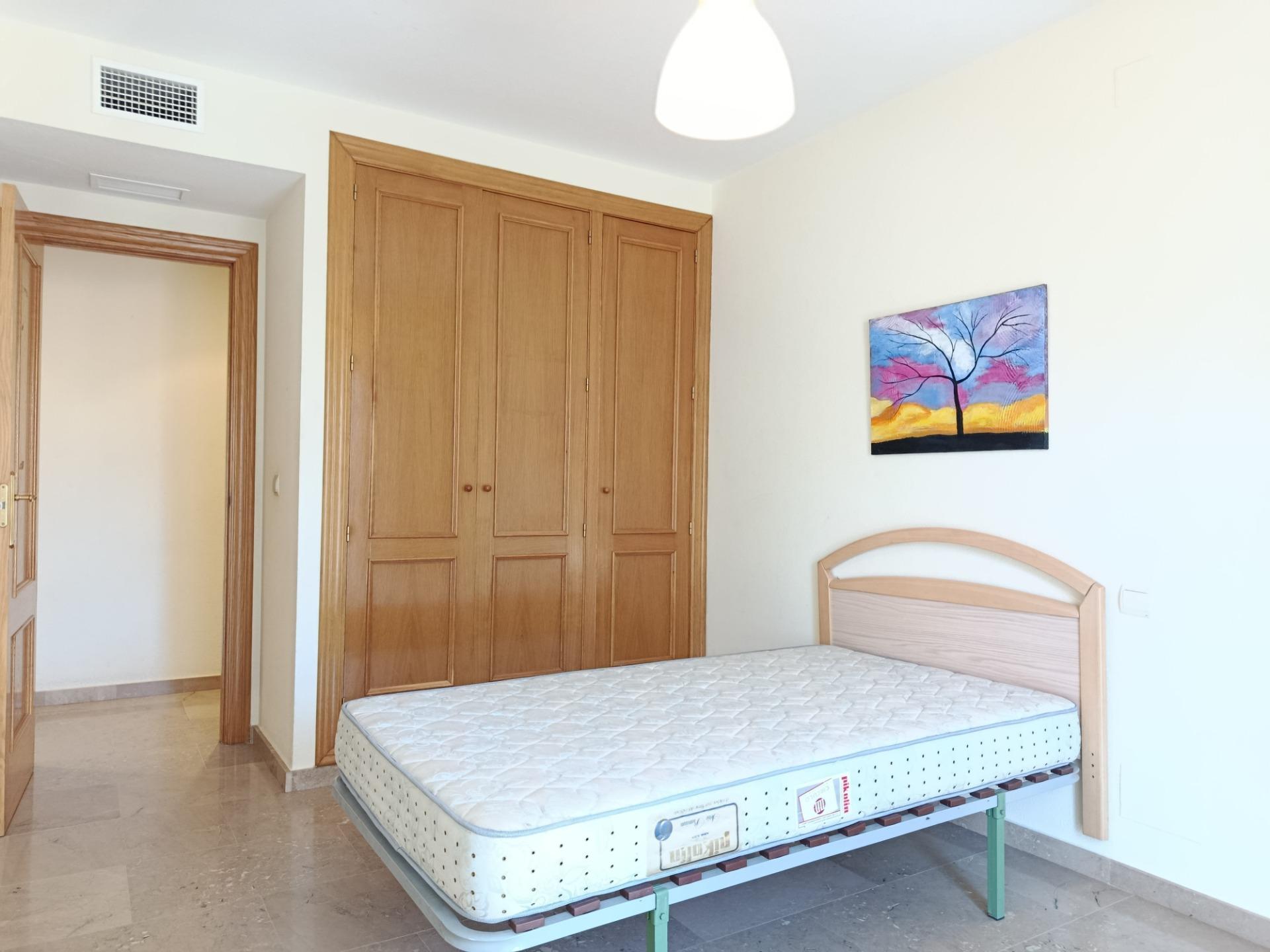5-40 Piso de 4 dormitorios y garaje en el Parque de San José, Lorca