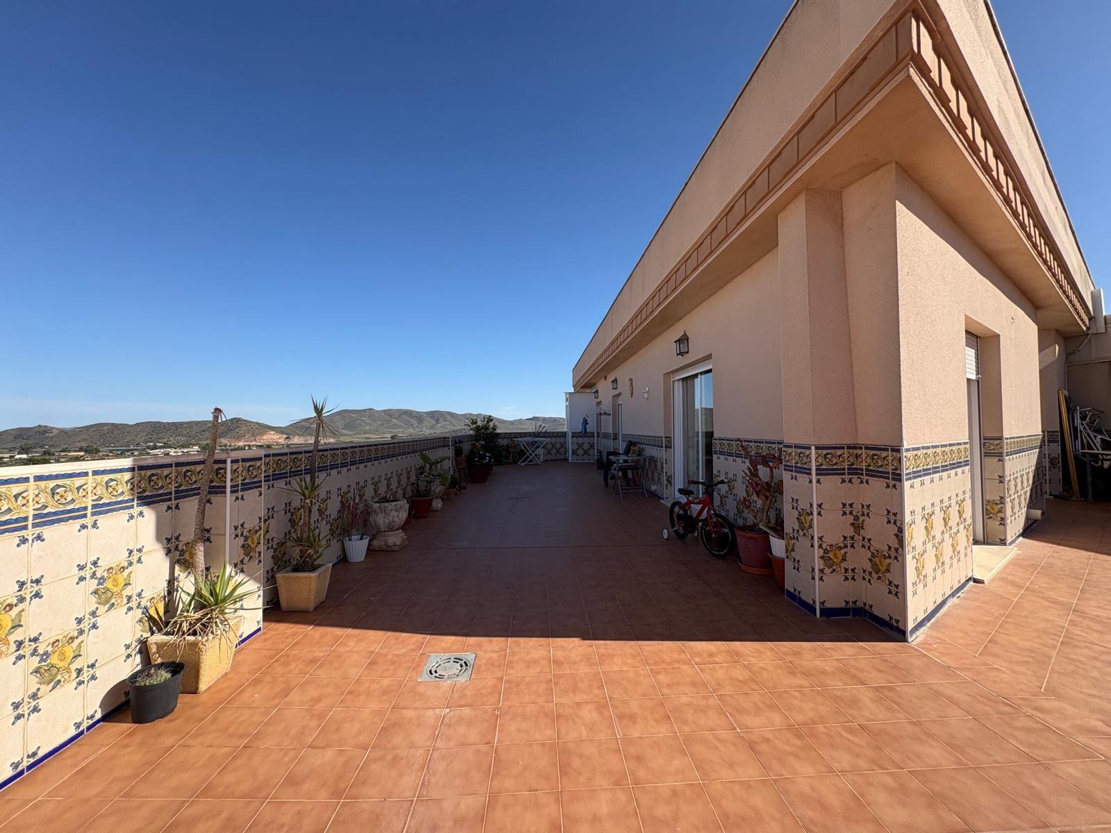 Ático con gran terraza en Puerto Lumbreras